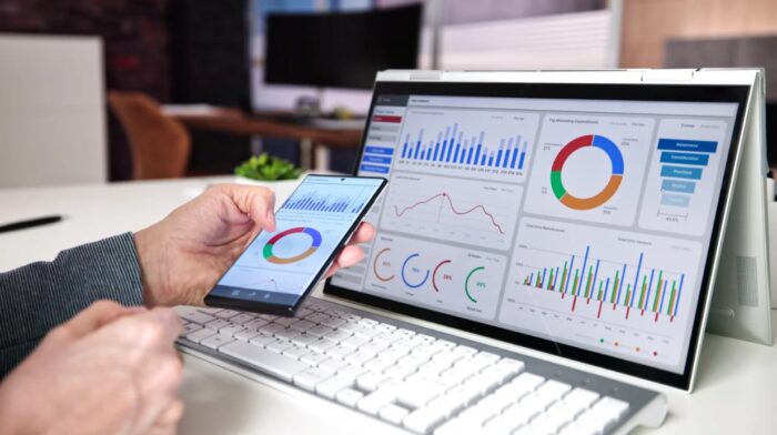 utilizzare dati analytics migliorare strategia social media copertina